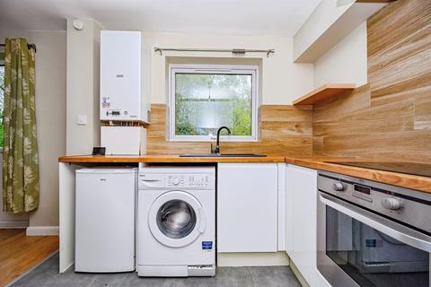 2 bedroom apartment for sale, Ashby Court, Hemel Hempstead