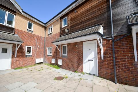 2 bedroom flat for sale, Wellington Place, Jarrow