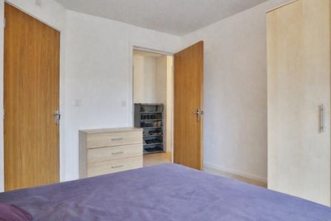 2 bedroom apartment for sale, Bouverie Court, Leeds