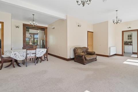 4 bedroom chalet for sale, Farthing Green Lane, Stoke Poges, Buckinghamshire, SL2
