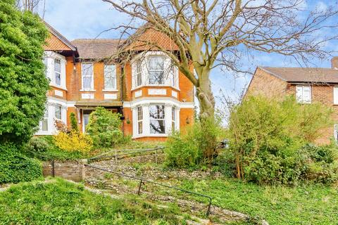Croydon Road, Caterham, Surrey, CR3