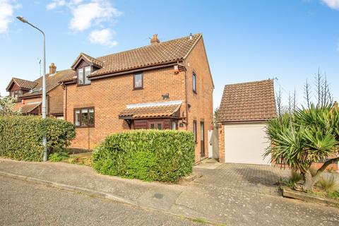 3 bedroom detached house for sale, Grantham Crescent, Ipswich