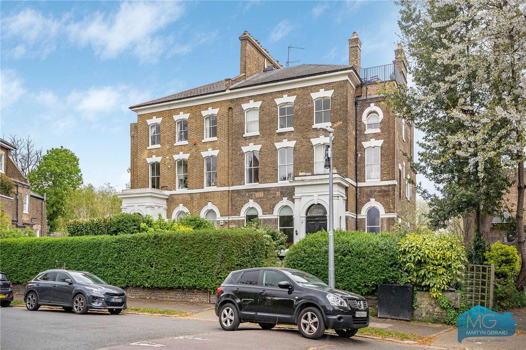 3 bedroom apartment for sale