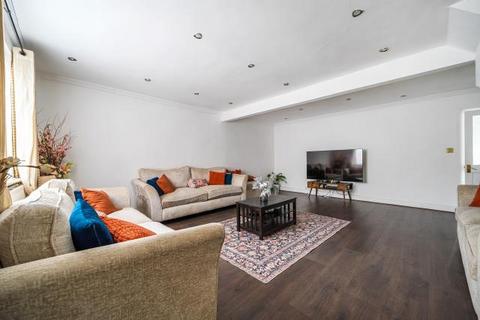 5 bedroom detached house for sale, St. Elmo Crescent, Slough