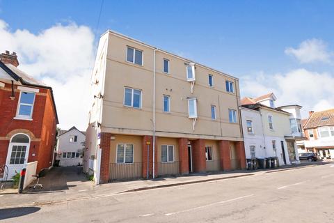 Flat - Rosebery Road, SOUTHBOURNE, Bournemouth, Dorset, BH5