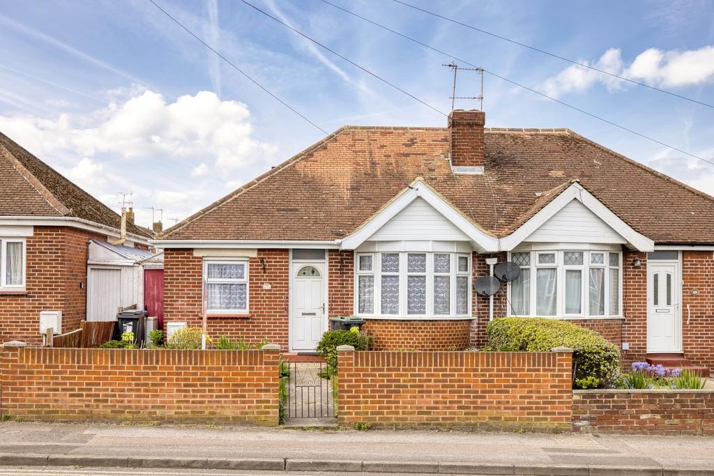 Newington Ramsgate Newington Road, Ramsgate, Kent, CT12 2 bed bungalow for sale - £230,000