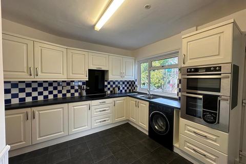 2 bedroom detached bungalow for sale, Meadowside, Launceston