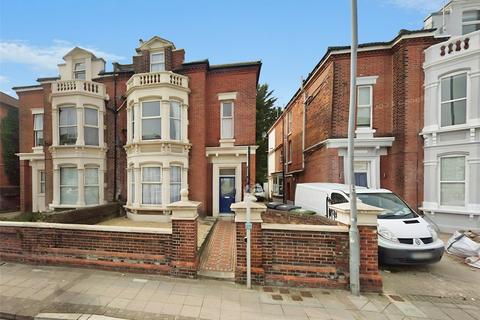1 bedroom flat to rent, Victoria Road North, Hampshire PO5