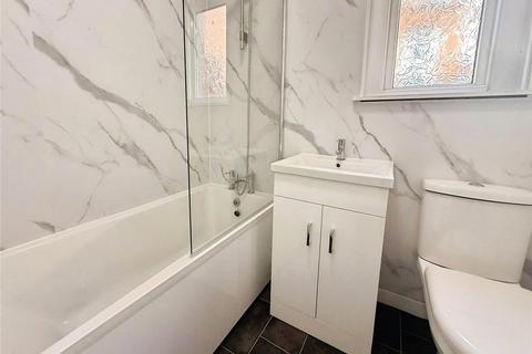 1 bedroom flat to rent, Victoria Road North, Hampshire PO5