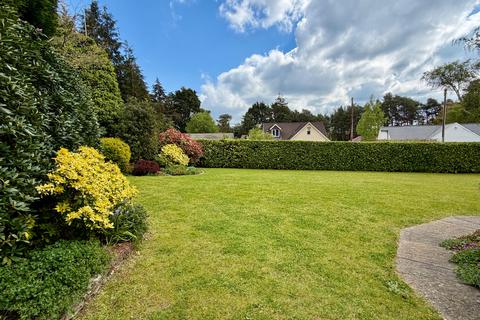 4 bedroom bungalow for sale, Fir Tree Close, BH24 2QW