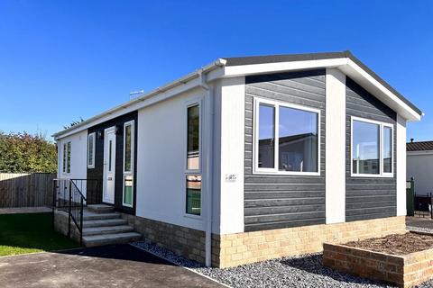2 bedroom park home for sale, Skegness, Lincolnshire, PE25