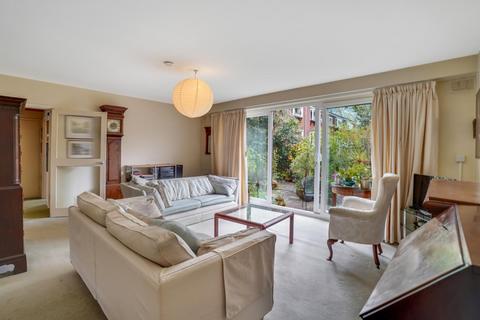 2 bedroom maisonette for sale, College Road, Dulwich, London, SE21