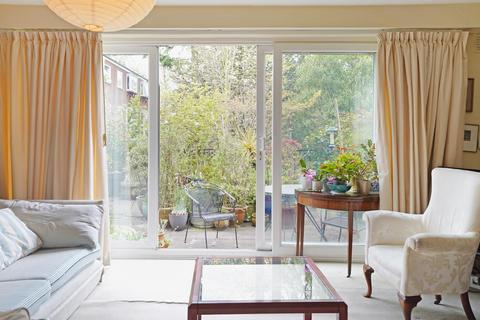 2 bedroom maisonette for sale, College Road, Dulwich, London, SE21