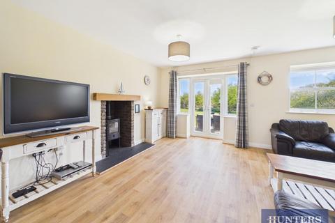 3 bedroom detached house for sale, Turnberry Drive, Moor Road, Filey
