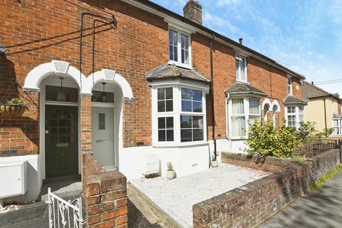 3 bedroom terraced house for sale, Charles Street, Petersfield, Hampshire, GU32