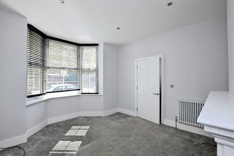 3 bedroom terraced house for sale, Charles Street, Petersfield, Hampshire, GU32