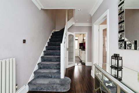 3 bedroom end of terrace house for sale, Otley Drive, Ilford, IG2
