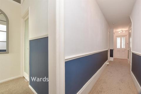 1 bedroom flat for sale, Marine Parade, Littlestone, New Romney, Kent