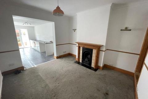 2 bedroom terraced house for sale, Cherry Street, Halesowen, West Midlands, B63