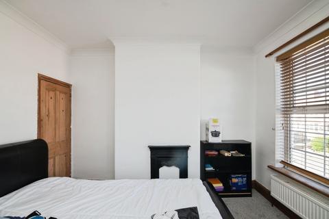 2 bedroom terraced house for sale, Cherry Street, Halesowen, West Midlands, B63