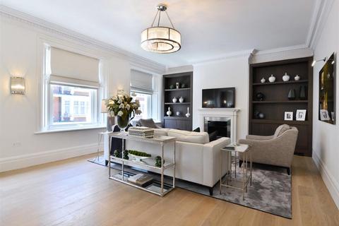 undefined, Duke Street, Mayfair, W1K