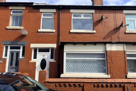 3 bed terraced house for rent in Larbreck Avenue, Blackpool