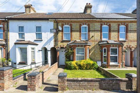 3 bedroom terraced house for sale, Mead Road, Willesborough, Ashford