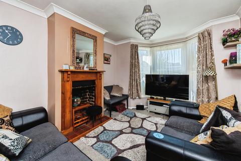 3 bedroom terraced house for sale, Mead Road, Willesborough, Ashford