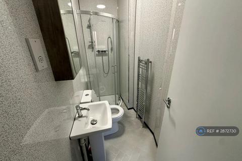 6 bedroom maisonette to rent, Tamworth St, London, SW6