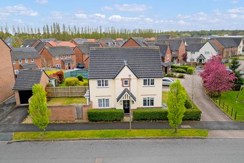 3 bedroom detached house for sale, Imperial Avenue, Winnington, CW8