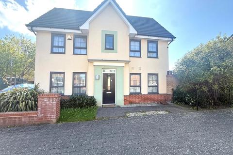 3 bedroom semi-detached house for sale, Messenger Road, SMETHWICK, West Midlands, B66