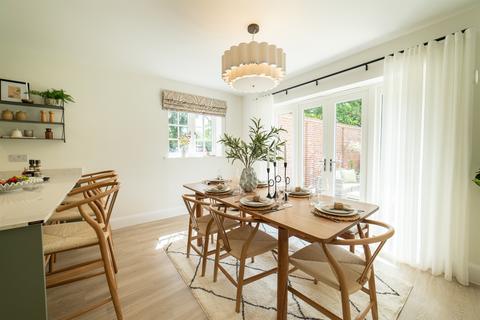 3 bedroom detached house for sale, Hoe Lane, North Baddesley, Southampton