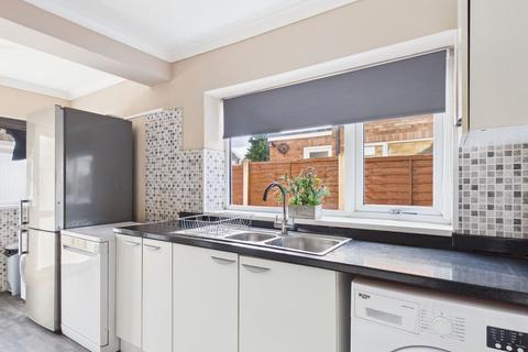 3 bedroom semi-detached house for sale, Birchwood Road, Scunthorpe DN16