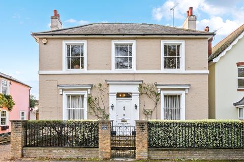 Weston Green, Thames Ditton, KT7