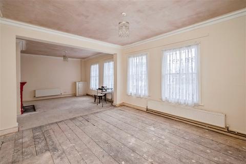 4 bedroom detached house for sale, Vicarage Street, NORTH WALSHAM