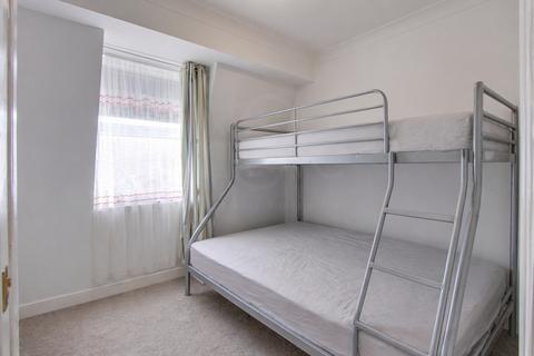 2 bedroom flat for sale, College Road, Bromley, BR1