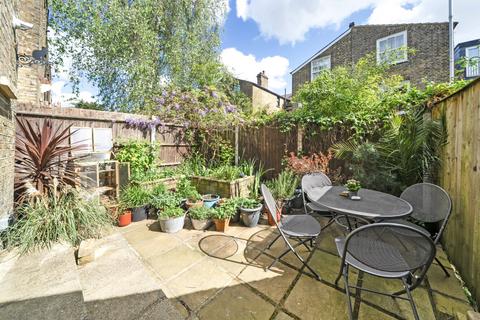 1 bedroom flat for sale, Littlebury Road, Clapham, London, SW4