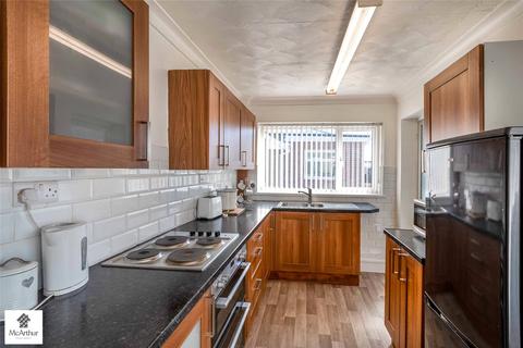 3 bedroom bungalow for sale, Baulk Lane, Harworth and Bircotes, Doncaster, South Yorkshire, DN11