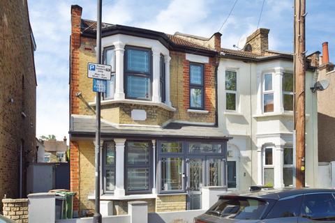 St. John's Road, Walthamstow, E17