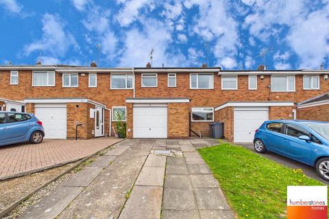 3 bedroom terraced house for sale, Chichester Drive, Quinton