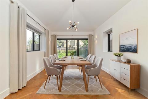 undefined, Wildwood Avenue, Bricket Wood, St. Albans