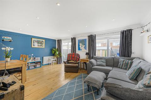4 bedroom detached house for sale, Southdown Avenue, Peacehaven