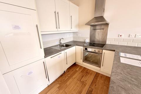 2 bedroom flat for sale, Flat 22, 1 Farnsby Street, Swindon, Wiltshire SN1 5AP