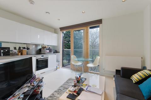 Studio for sale, Binnacle House, 10 Cobblestone Square, London, E1W