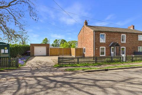 3 bedroom house for sale, 1 Cleveleys Cottage, Main Road, Thimbleby, Horncastle