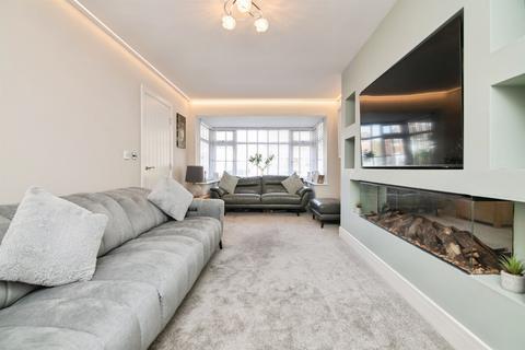 5 bedroom detached house for sale, Castle Road West, OLDBURY