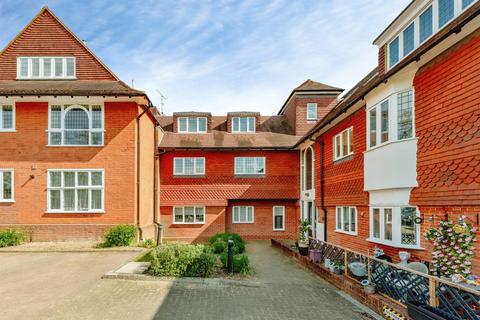2 bedroom apartment for sale, London Road South, Merstham, Redhill