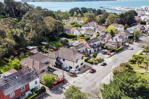 4 bedroom detached house for sale, Lilliput Road, Poole, BH14
