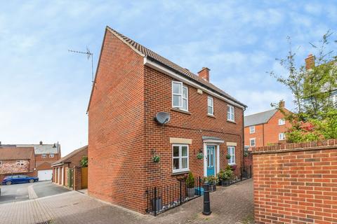 3 bedroom detached house for sale, Dunvant Road, Swindon, SN25