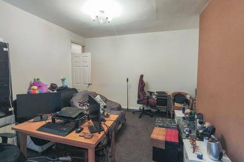 3 bedroom flat for sale, Russell Street, Jarrow NE32